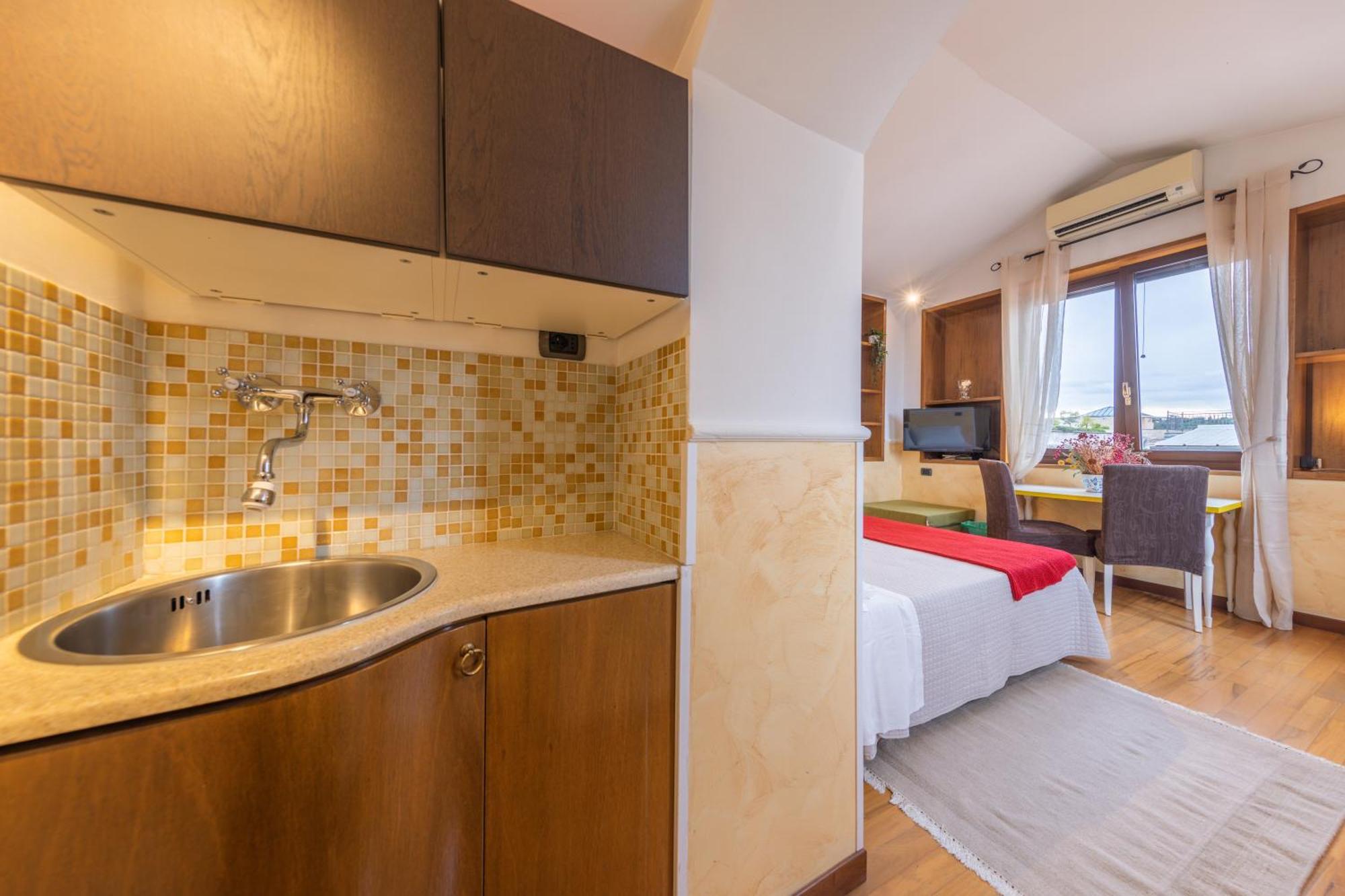 Ac21 - Panoramic Rome